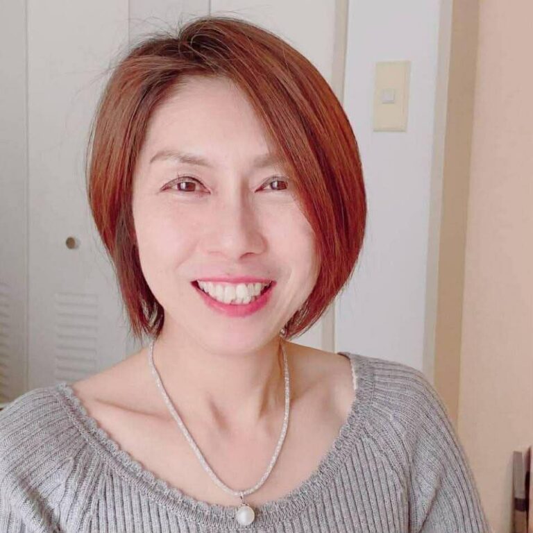 「もう遅い」を「今から」に変えるセラピスト　セラピストMakiko