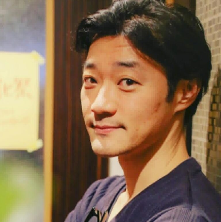 身体と心、ふたつ同時に整えるセラピストー新居 耕太郎（にいにい）ー