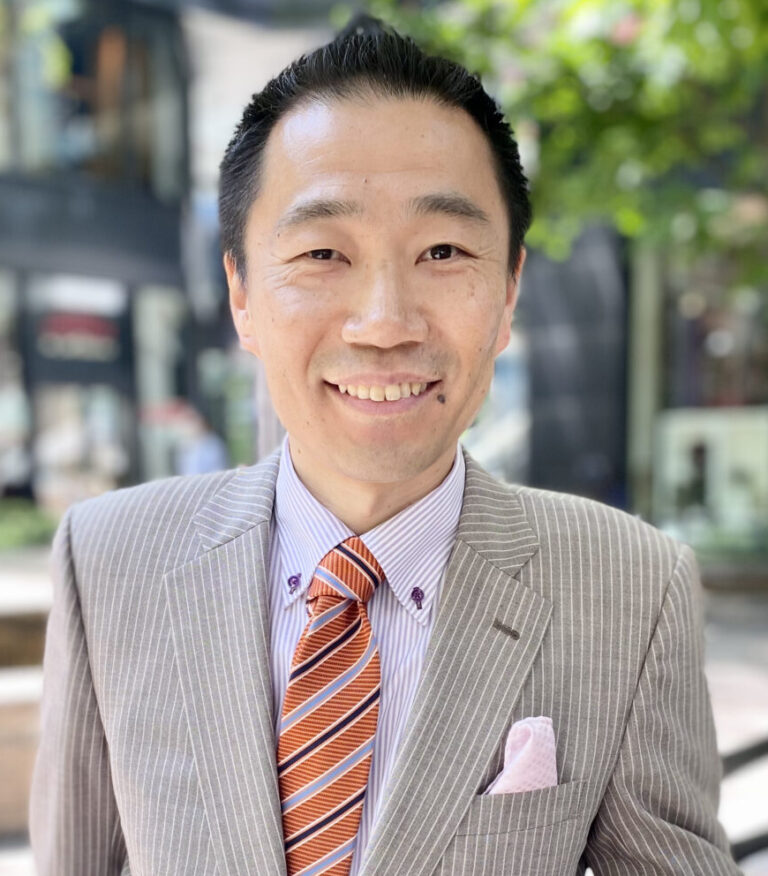 交流会に出ても仕事に繋がらない人を「どんどん紹介されて仕事が増える人」に変えるコミュニティを主宰しています